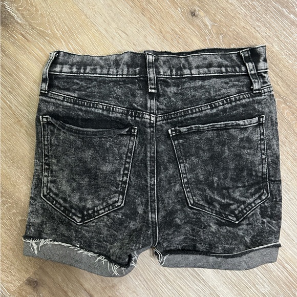 SO Brand High Rise Vintage Stretch Mom Shorts - Picture 2 of 4